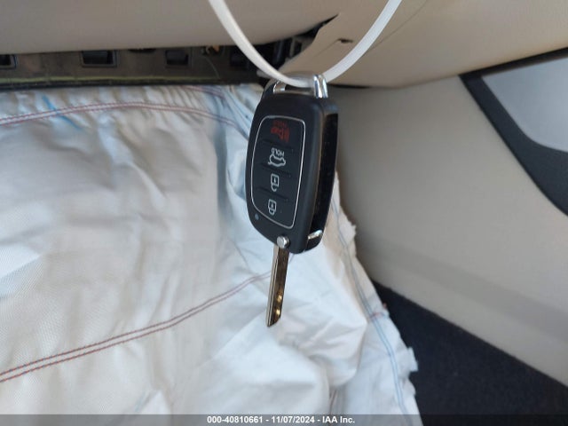 Hyundai SONATA SE 2015 5NPE24AF1FH167537 Image 11