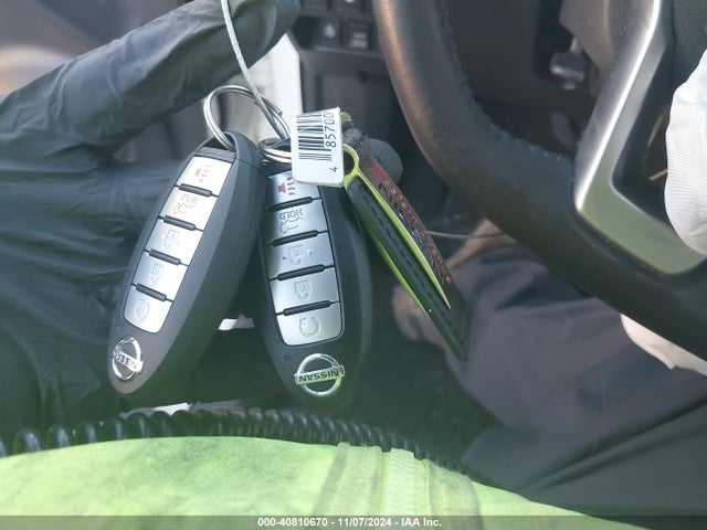 5N1AT2MV0KC841763 Nissan ROGUE SV