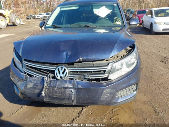 WVGAV7AX2FW611949 Volkswagen TIGUAN S