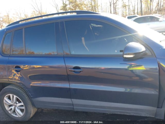 WVGAV7AX2FW611949 Volkswagen TIGUAN S