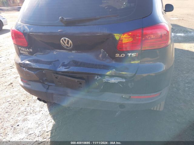 WVGAV7AX2FW611949 Volkswagen TIGUAN S