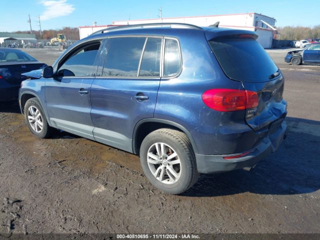 WVGAV7AX2FW611949 Volkswagen TIGUAN S