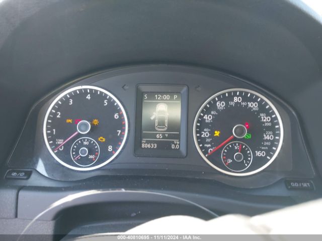 WVGAV7AX2FW611949 Volkswagen TIGUAN S
