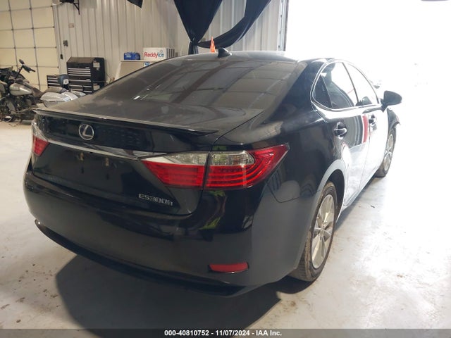 JTHBW1GG1F2077665 Lexus ES 300H
