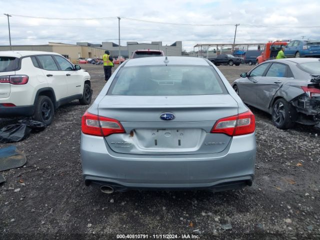 4S3BNAC64J3021840 Subaru Legacy 2.5i Premium
