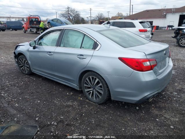 4S3BNAC64J3021840 Subaru Legacy 2.5i Premium
