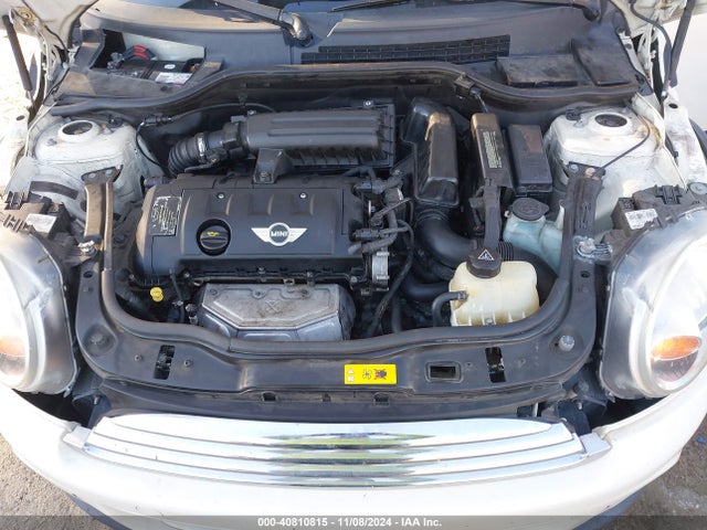 2012 MINI COOPER WMWSU3C56CT256262 Photo 9