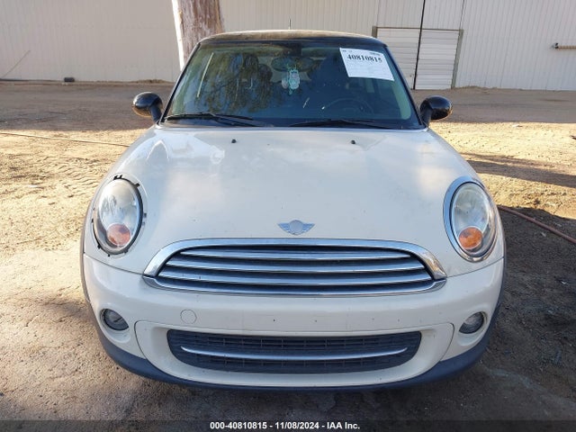 2012 MINI COOPER WMWSU3C56CT256262 Photo 5