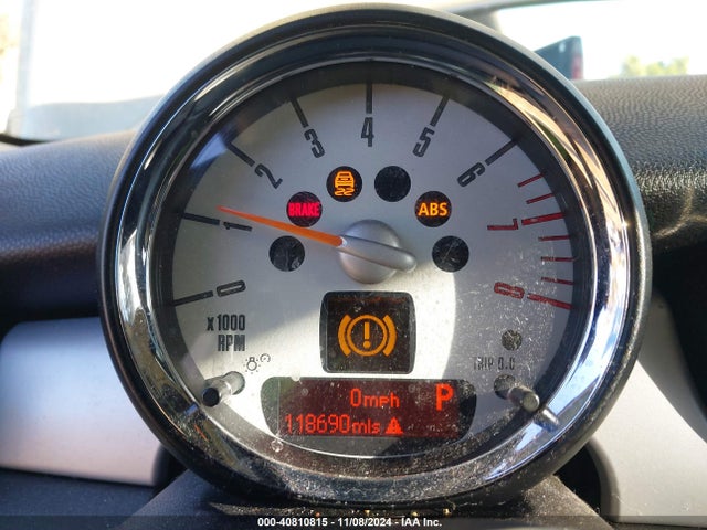 2012 MINI COOPER WMWSU3C56CT256262 Photo 6