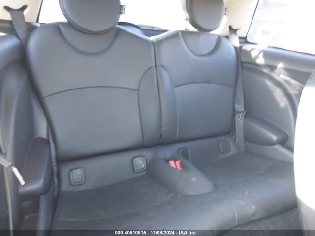 2012 MINI COOPER WMWSU3C56CT256262 Photo 7