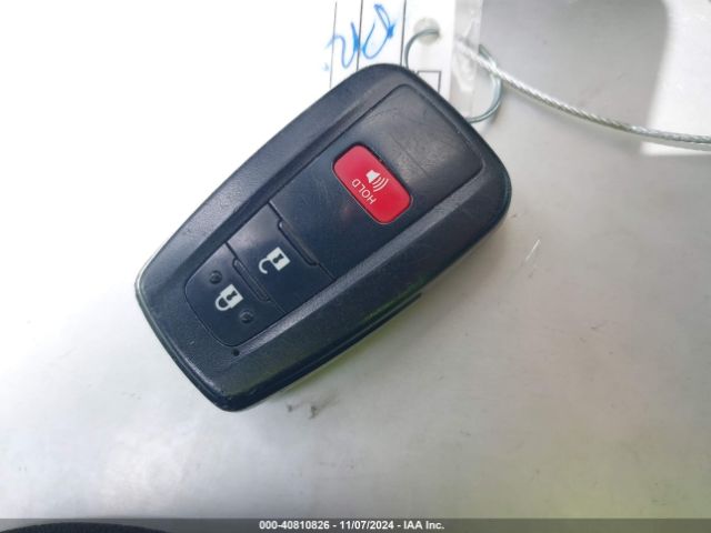 JTDKBRFUXJ3059445 Toyota Prius Two