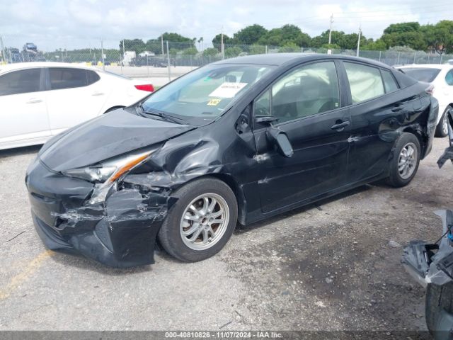 JTDKBRFUXJ3059445 Toyota Prius Two
