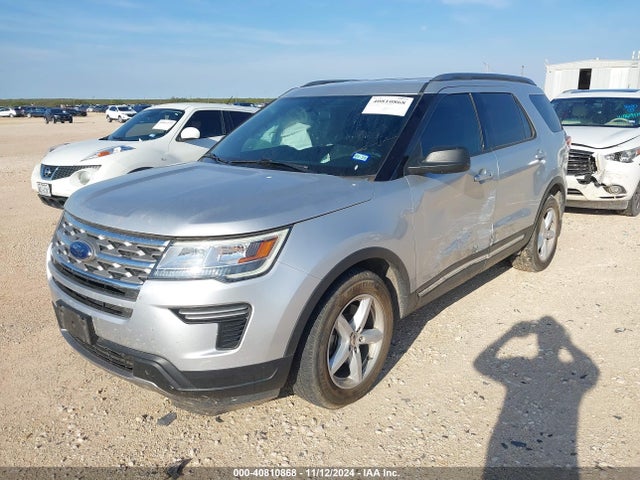 Ford EXPLORER XLT 2018 1FM5K7D86JGA41682 Image 2