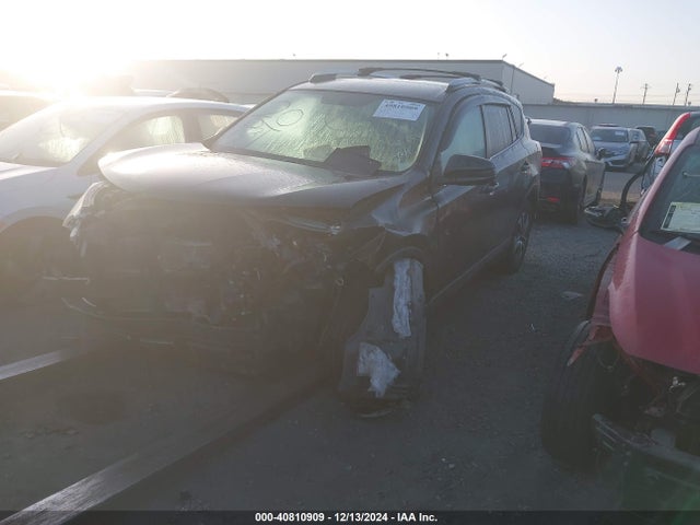 Toyota RAV4 LE 2016 2T3ZFREV3GW244391 Image 2