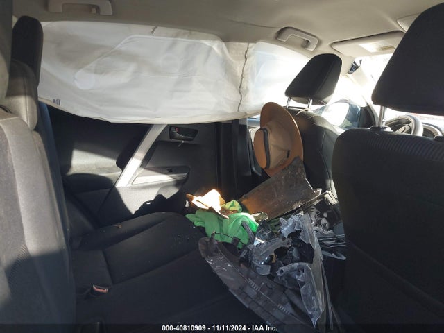 Toyota RAV4 LE 2016 2T3ZFREV3GW244391 Image 8
