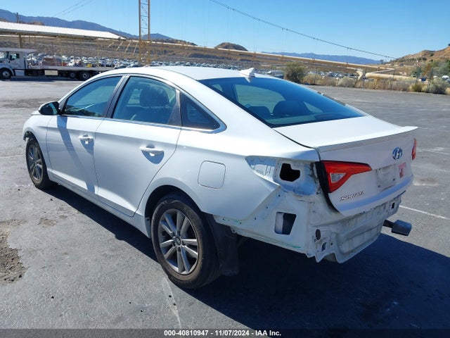 Hyundai SONATA SE 2015 5NPE24AF4FH123323 Image 3