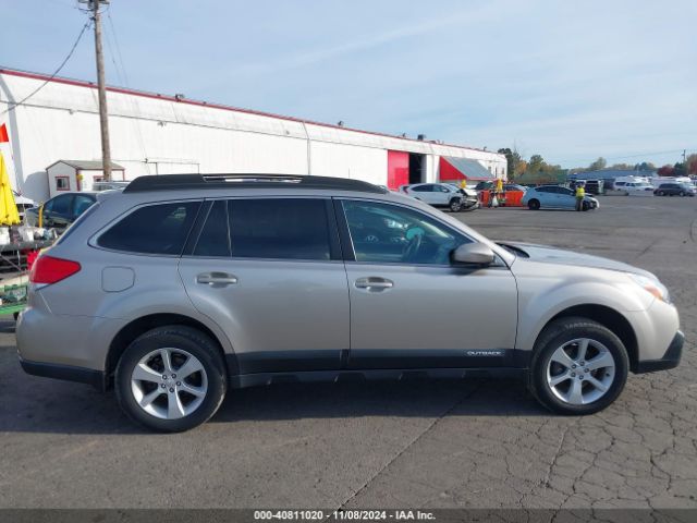 4S4BRBDC8E3225377 Subaru Outback 2.5i Premium
