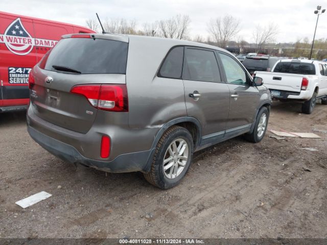5XYKT3A67FG593718 KIA SORENTO LX
