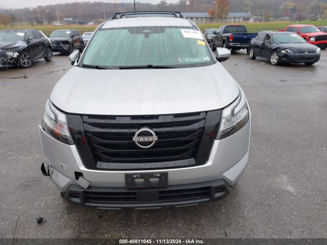 5N1DR3BA5NC237275 Nissan Pathfinder Sv 2wd