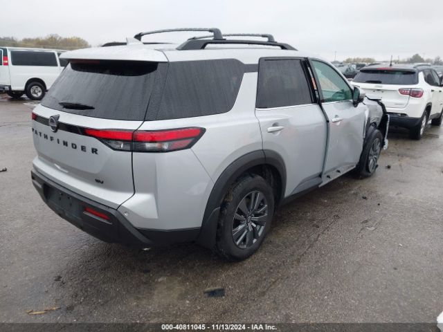5N1DR3BA5NC237275 Nissan Pathfinder Sv 2wd