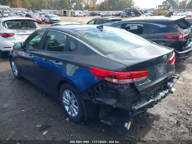 KIA Optima Lx 2018 KNAGT4L37J5234821 Image 3