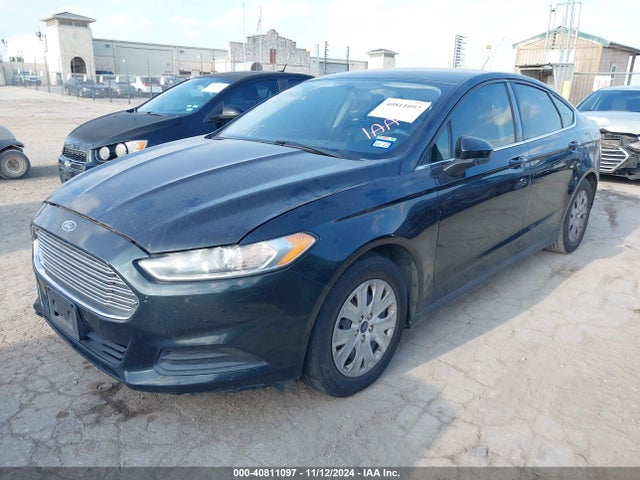 Ford FUSION S 2014 3FA6P0G7XER233485 Image 2