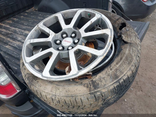 1GTG6EEN3H1261045 GMC Canyon Denali