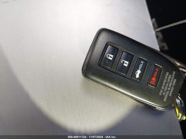 JTHBA1D25H5053457 Lexus IS 200T