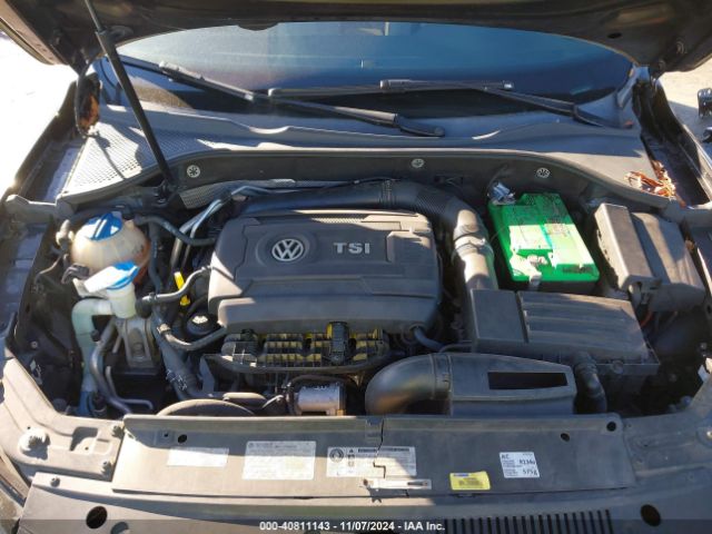 1VWAT7A31EC087388 Volkswagen Passat 1.8t Wolfsburg Edition