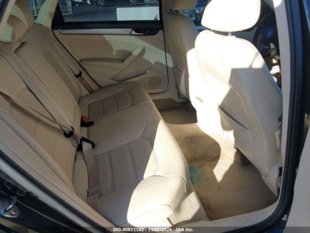 1VWAT7A31EC087388 Volkswagen Passat 1.8t Wolfsburg Edition