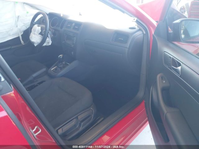 3VW2K7AJXFM246026 Volkswagen Jetta 2.0l S