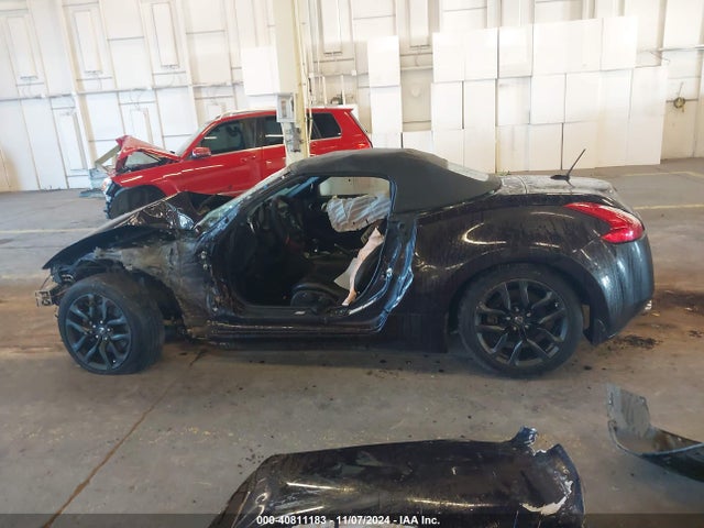 JN1AZ4FH2GM910401 Nissan 370z Touring