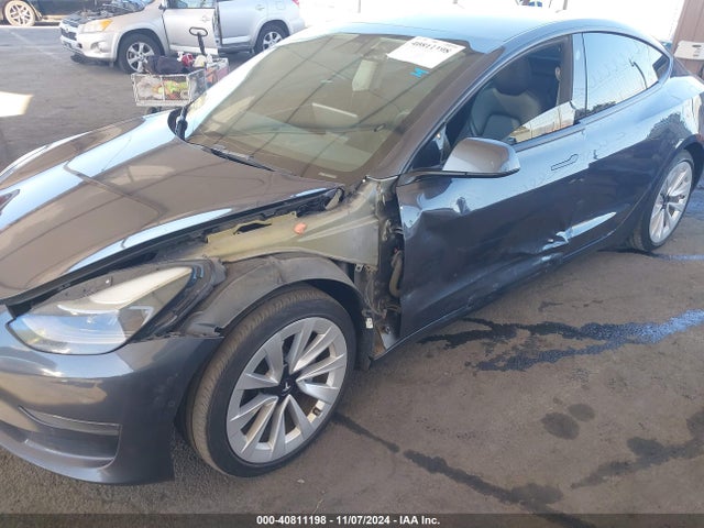 2022 TESLA MODEL 3 5YJ3E1EBXNF124073 Photo 5