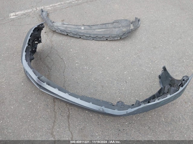 3VWE57BU5KM040135 Volkswagen Jetta 1.4t Sel