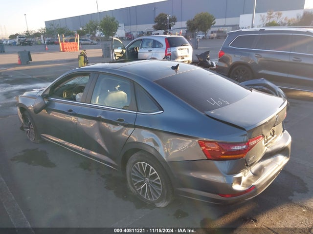 3VWE57BU5KM040135 Volkswagen Jetta 1.4t Sel