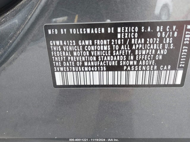 3VWE57BU5KM040135 Volkswagen Jetta 1.4t Sel