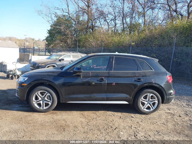 WA1ANAFY6J2012873 Audi Q5 2.0t Premium/2.0t Tech Premium
