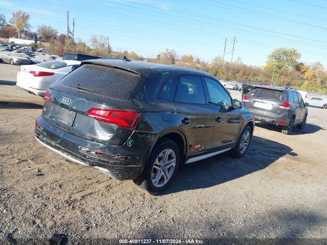 WA1ANAFY6J2012873 Audi Q5 2.0t Premium/2.0t Tech Premium