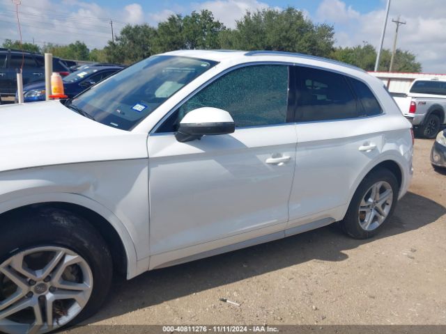 WA1ANAFY2K2100112 Audi Q5 45 Premium