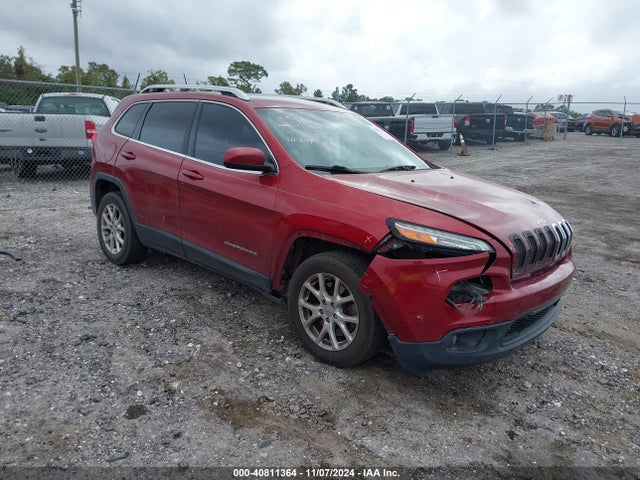2015 1C4PJLCB3FW536828 main image
