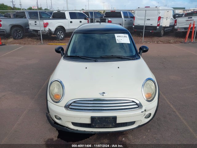 2010 MINI COOPER WMWMF3C54ATZ63604 Photo 5
