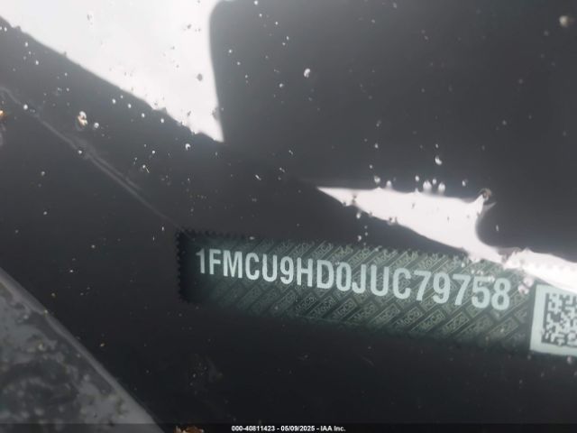 1FMCU9HD0JUC79758 Ford ESCAPE SEL