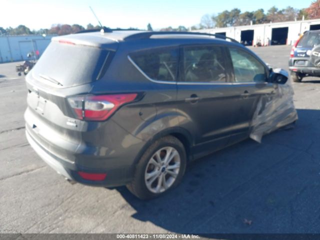 1FMCU9HD0JUC79758 Ford ESCAPE SEL