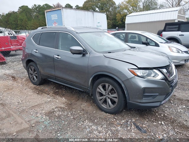 2019 JN8AT2MV5KW396458 main image