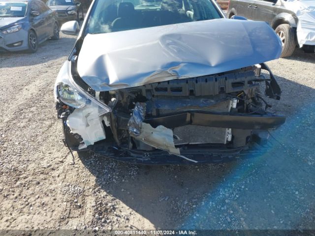 3KPC24A64NE189901 Hyundai Accent Sel