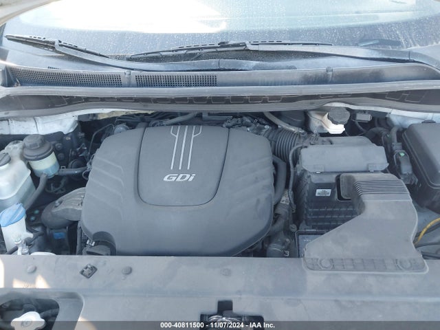 KNDMB5C13G6087638 KIA SEDONA LX