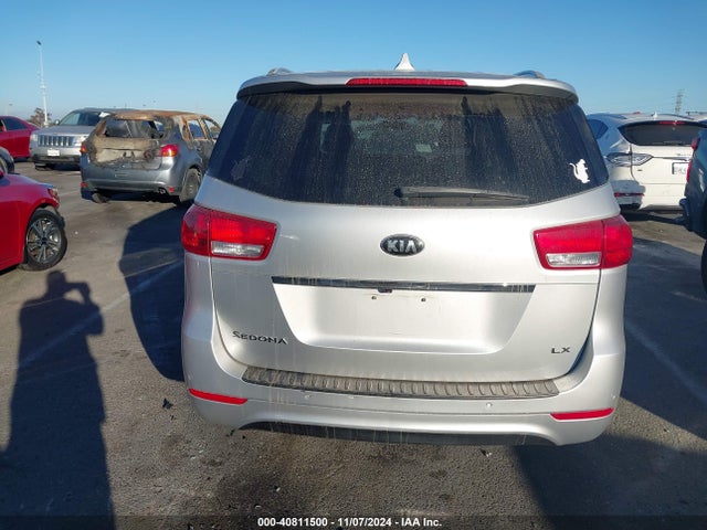 KNDMB5C13G6087638 KIA SEDONA LX