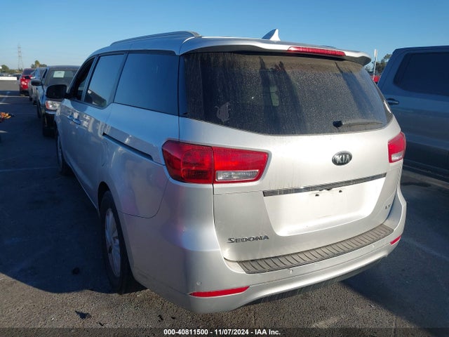 KNDMB5C13G6087638 KIA SEDONA LX