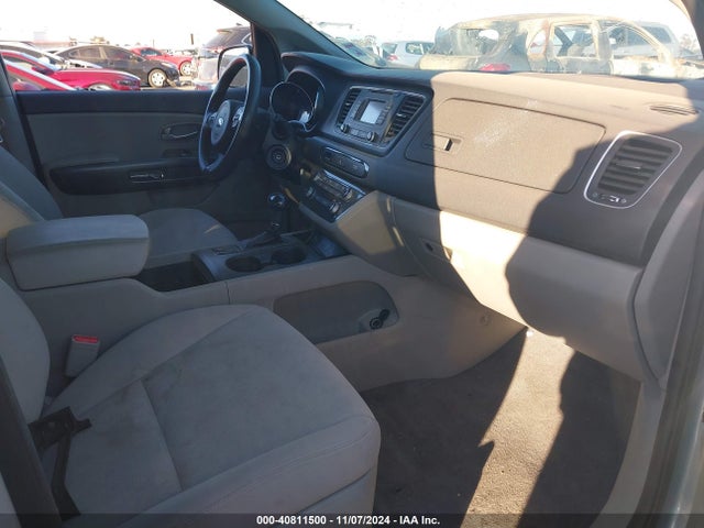 KNDMB5C13G6087638 KIA SEDONA LX