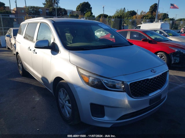 KNDMB5C13G6087638 KIA SEDONA LX